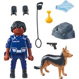 PLAYMOBIL 71162 specialPLUS Polizist mit Spürhund, Konstruktionsspielzeug 