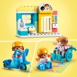 LEGO 10992 DUPLO Spielspaß in der Kita, Konstruktionsspielzeug 