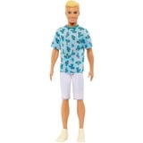 Mattel Barbie Fashionistas Ken-Puppe im Urlaubslook 